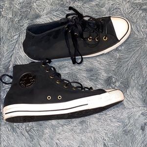 Black high top converse